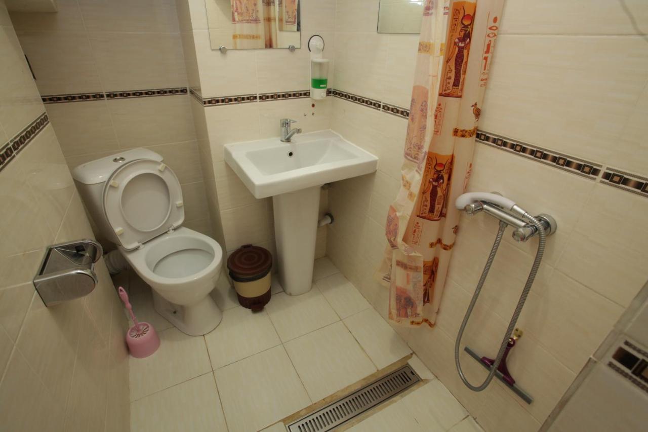 Sukhum City Mini Hotel Szuhumi Kültér fotó