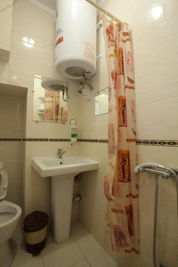 Sukhum City Mini Hotel Szuhumi Kültér fotó