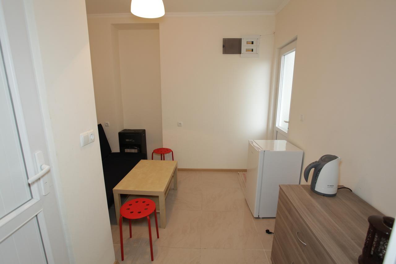 Sukhum City Mini Hotel Szuhumi Kültér fotó